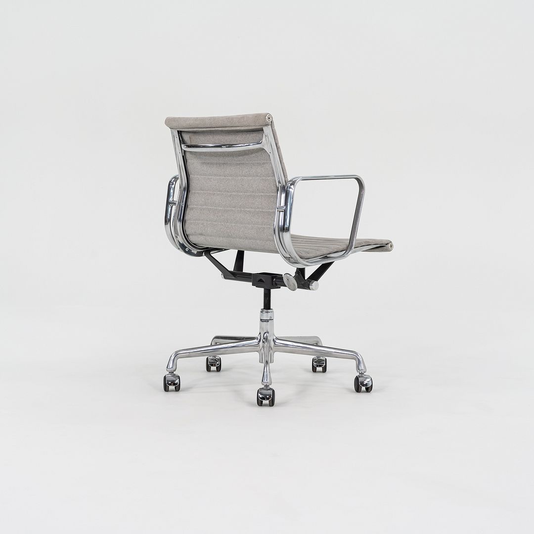 2008 Herman Miller Eames Aluminum Management Desk Chair in Grey 2x Available