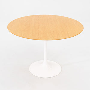 2009 Tulip Dining Table, Model 173O by Eero Saarinen for Knoll in White with Light Oak 42 inch Top #2