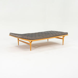 1960s Berlin 57 Daybed, Model T303 by Bruno Mathsson for Firma Karl Mathsson in Beech with Original Fabric