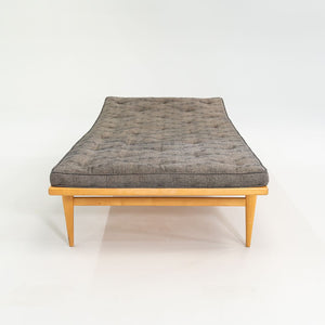 1960s Berlin 57 Daybed, Model T303 by Bruno Mathsson for Firma Karl Mathsson in Beech with Original Fabric