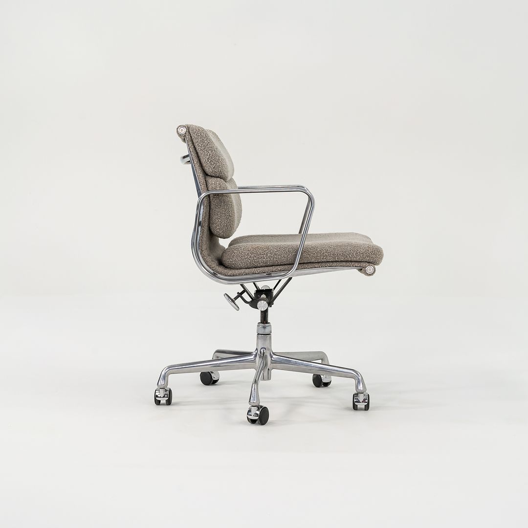 SOLD 2003 Soft Pad Management Chair, EA435 by Ray and Charles Eames for Herman Miller in Grey Boucle 3x Available