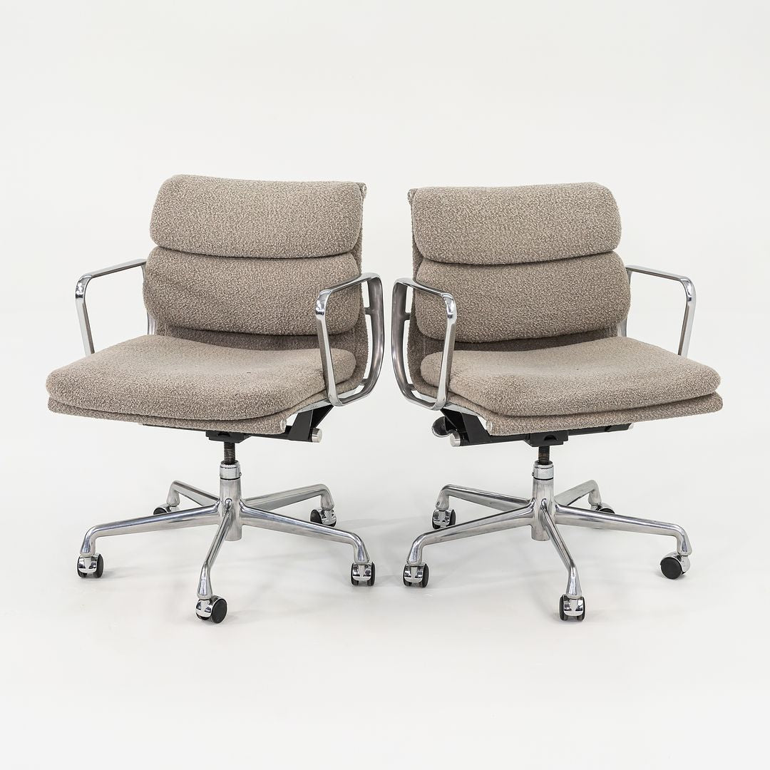 SOLD 2003 Soft Pad Management Chair, EA435 by Ray and Charles Eames for Herman Miller in Grey Boucle 3x Available