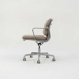 SOLD 2003 Soft Pad Management Chair, EA435 by Ray and Charles Eames for Herman Miller in Grey Boucle 3x Available