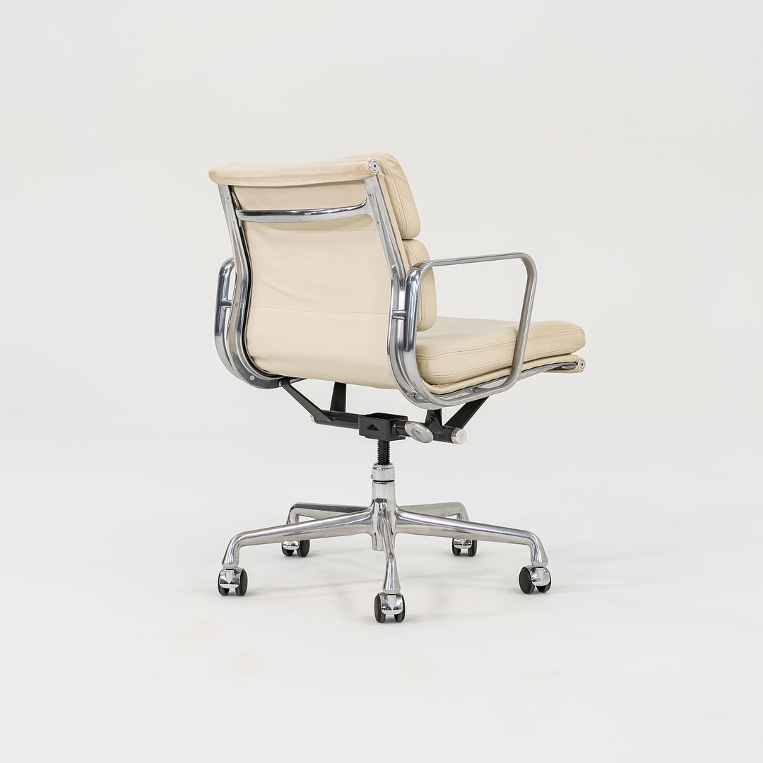 SOLD 2005 Soft Pad Management Desk Chair by Charles and Ray Eames for Herman Miller in Ivory Leather 12x Available