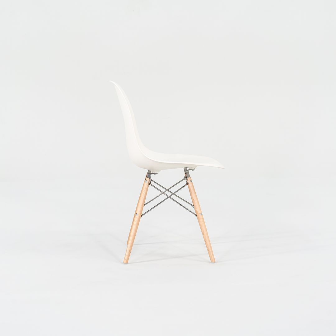 2017 Set of Four DSW Side / Dining Chairs with Dowel Base by Ray and Charles Eames for Herman Miller