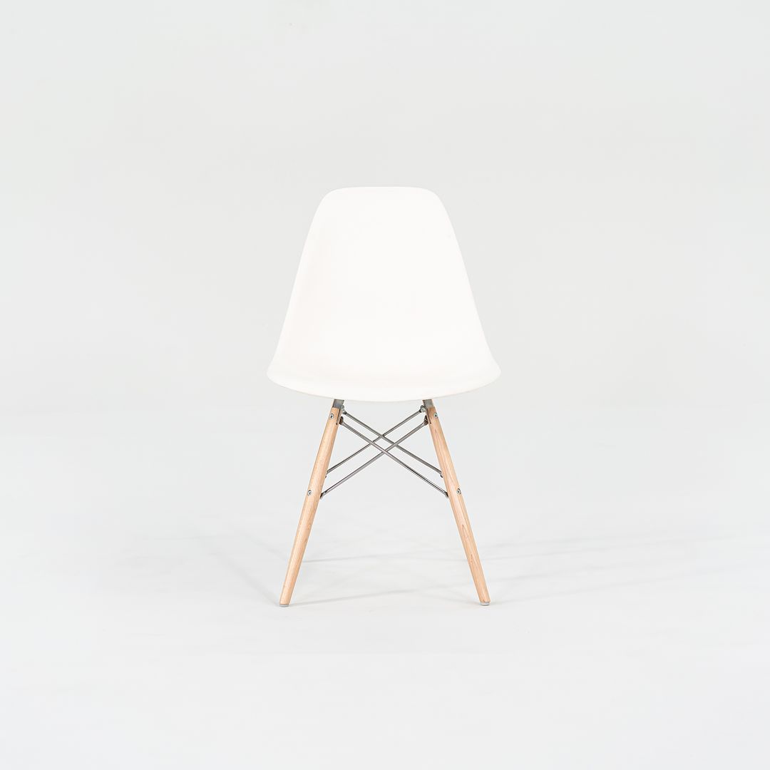 2017 Set of Four DSW Side / Dining Chairs with Dowel Base by Ray and Charles Eames for Herman Miller
