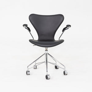 2023 Arne Jacobsen for Fritz Hansen Series 7 Desk Chair with Arms Black Leather