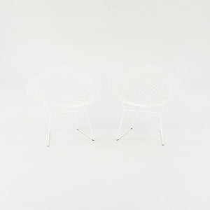 2023 Pair of Bertoia Diamond Chairs, Model 421 by Harry Bertoia for Knoll in White