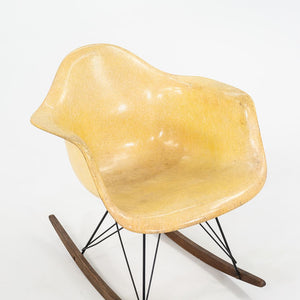 1951 Herman Miller Eames RAR Fiberglass Rocking Chair with Rope Edge and Zenith Tags