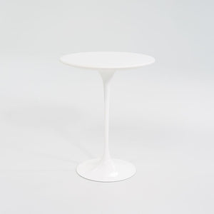 2008 Pedestal Round Side Table, Model 16OTR by Eero Saarinen for Knoll Aluminum, Laminate, Powdercoat, Fiberboard