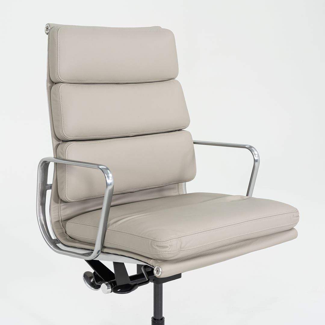 2019 Herman Miller Eames Soft Pad Executive Desk Chair in Bristol Pearl Leather with Pneumatic Base 5x Available