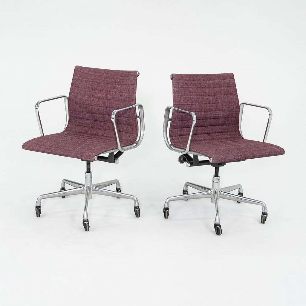 1981 Herman Miller Eames Aluminum Group Management Desk Chair Purple, 4x Avail