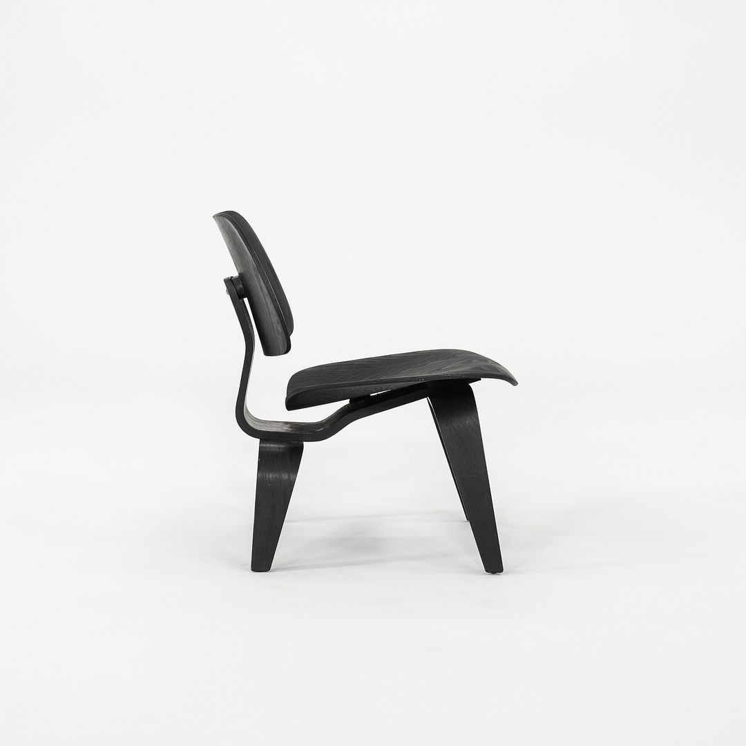 1952 Herman Miller Eames LCW Lounge Chair Crafted in Ebonized Ash Plywood Black