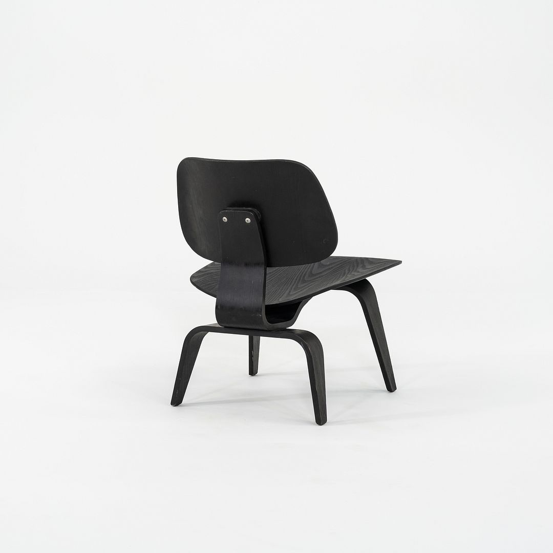 1952 Herman Miller Eames LCW Lounge Chair Crafted in Ebonized Ash Plywood Black