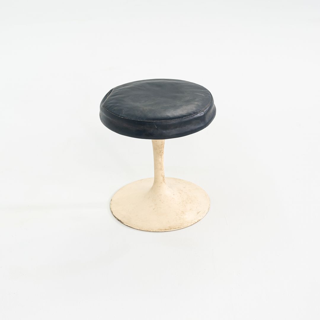 1960s Eero Saarinen for Knoll 152 White Tulip Stools 4x Available