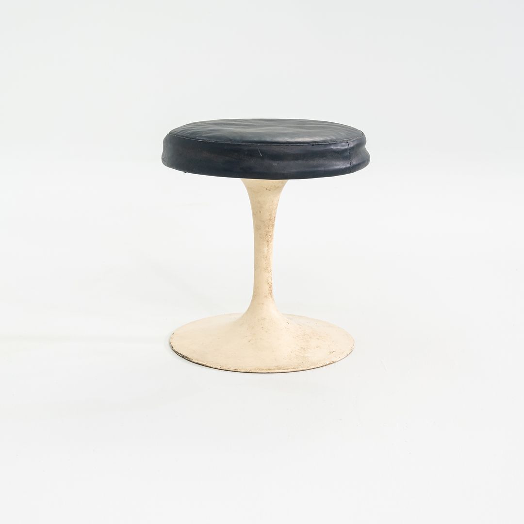 1960s Eero Saarinen for Knoll 152 White Tulip Stools 4x Available