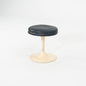 1960s Eero Saarinen for Knoll 152 White Tulip Stools 4x Available