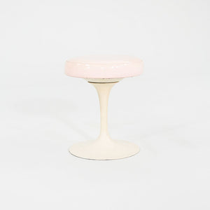 1960s Eero Saarinen for Knoll 152 Tulip Swivel Stool with Vinyl Seat