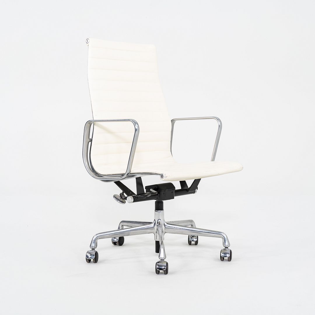 2015 Herman Miller Eames Aluminum Group Executive Desk Chair in White Leather