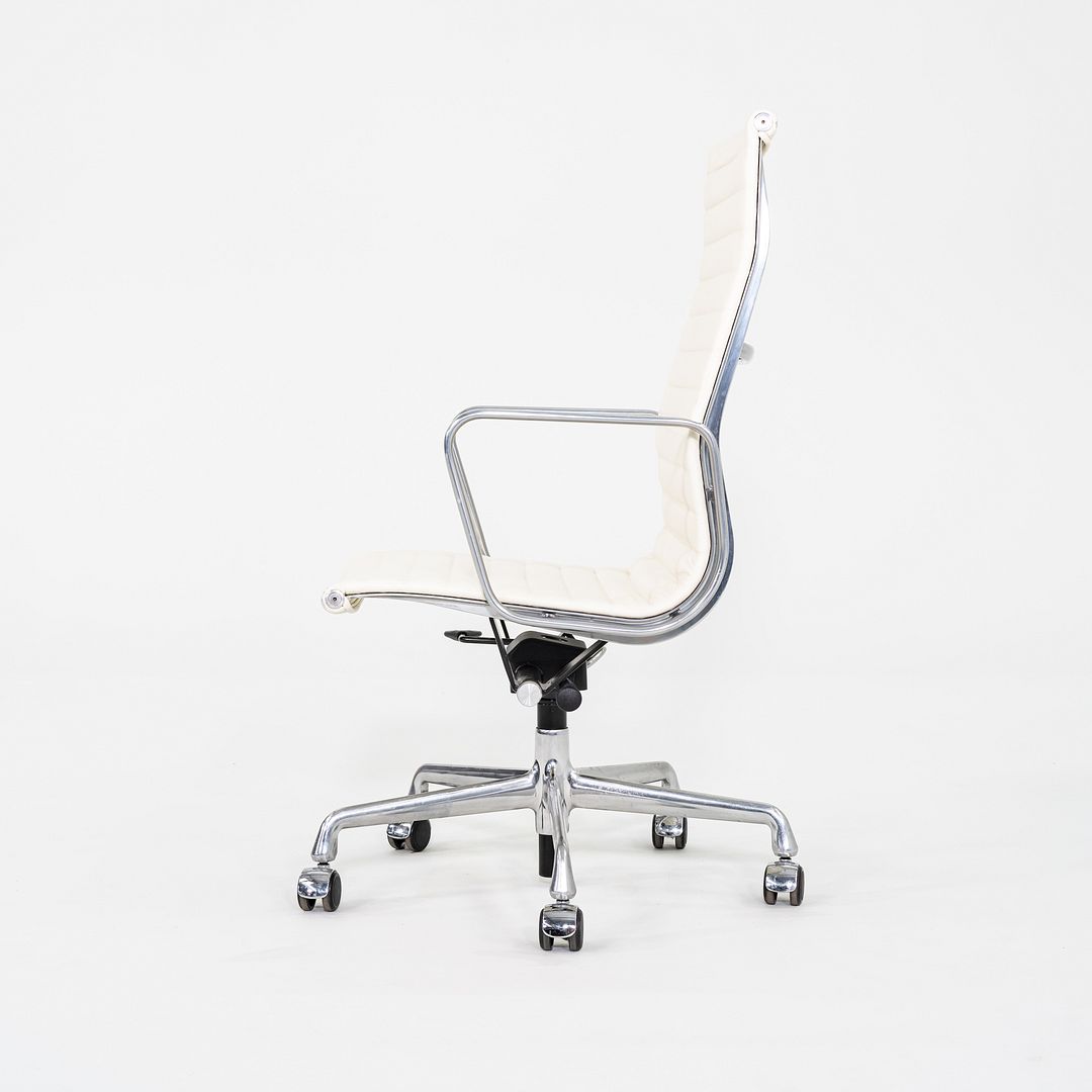 2015 Herman Miller Eames Aluminum Group Executive Desk Chair in White Leather
