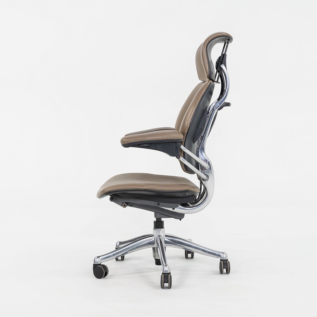 2010s Humanscale Freedom Executive Desk Chair Beige Leather & Polished Aluminum