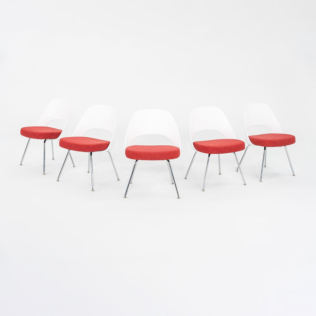 2011 Eero Saarinen for Knoll Armless Executive Side / Dining Chairs in White with Red Fabric 1x Available