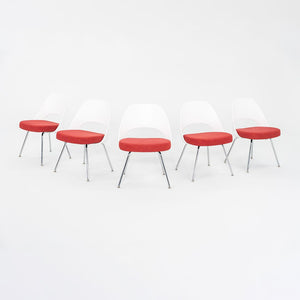 2011 Eero Saarinen for Knoll Armless Executive Side / Dining Chairs in White with Red Fabric 1x Available