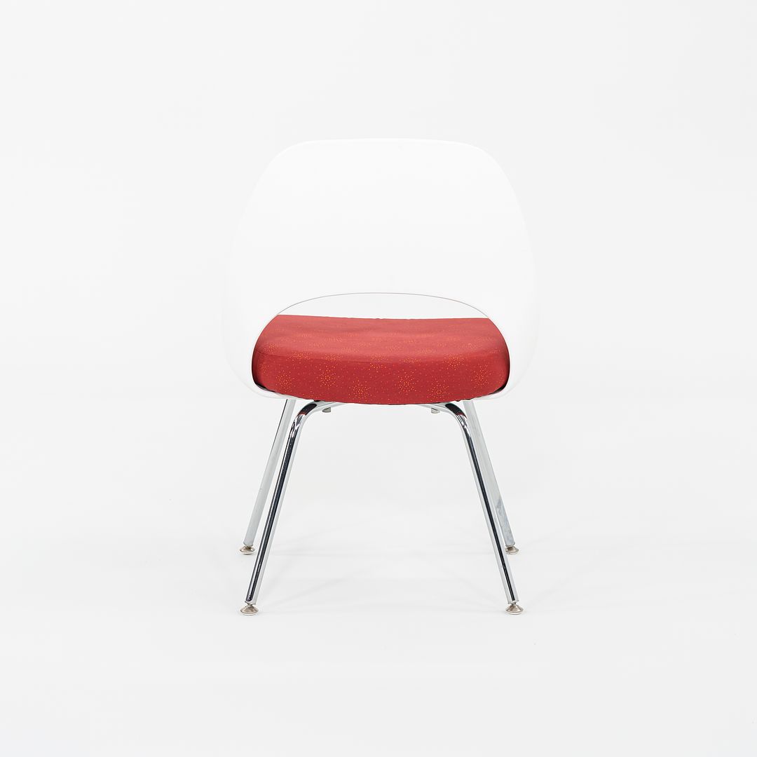 2011 Eero Saarinen for Knoll Armless Executive Side / Dining Chairs in White with Red Fabric 1x Available