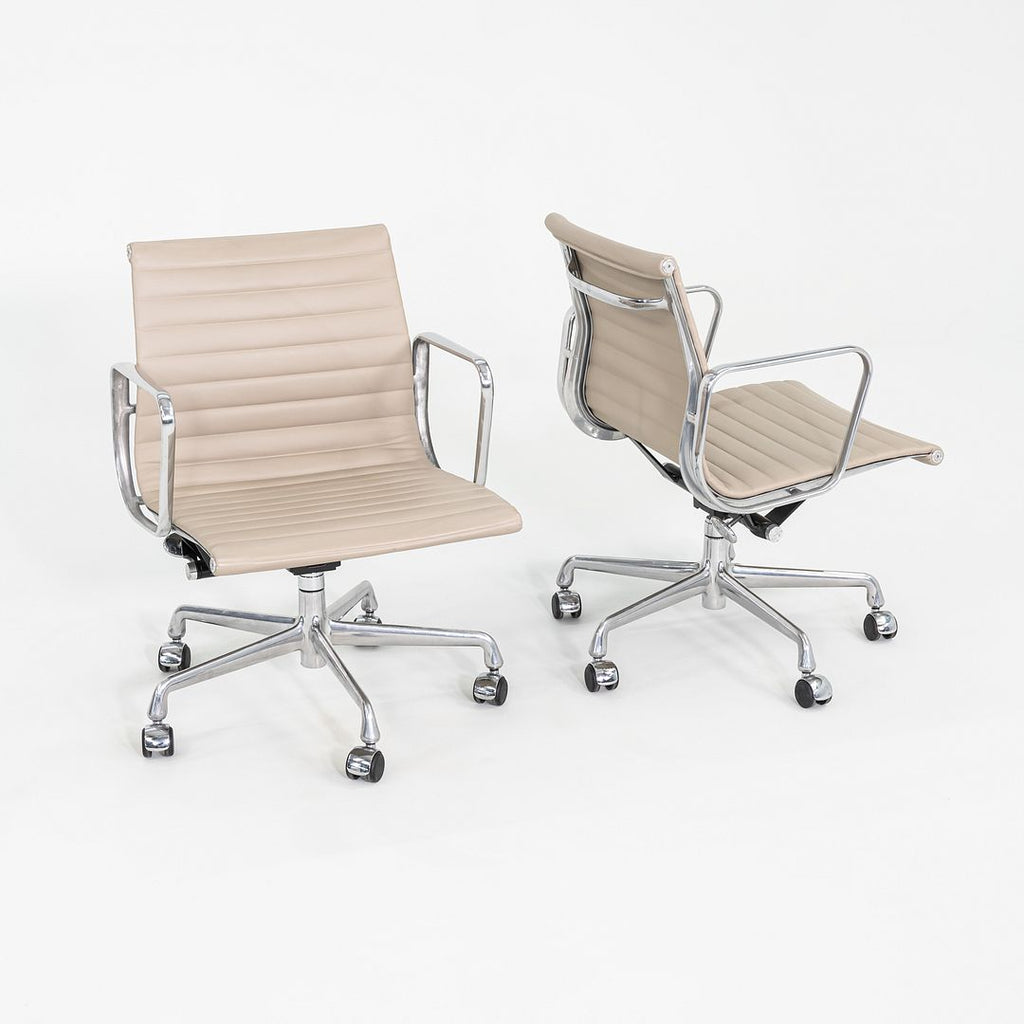 2012 Herman Miller Eames Aluminum Group Management Desk Chair in Off-White Leather 2x Available