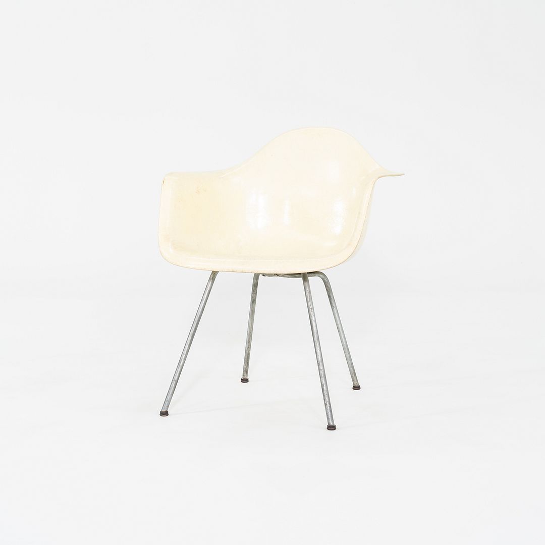 C. 1950 Herman Miller Eames Zenith SAX Fiberglass Rope Edge Arm Shell Chair