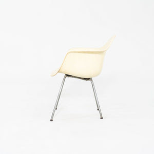 C. 1950 Herman Miller Eames Zenith SAX Fiberglass Rope Edge Arm Shell Chair