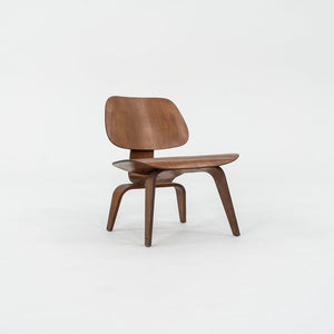 C. 1953 Charles and Ray Eames for Herman Miller LCW Lounge Chair in Walnut