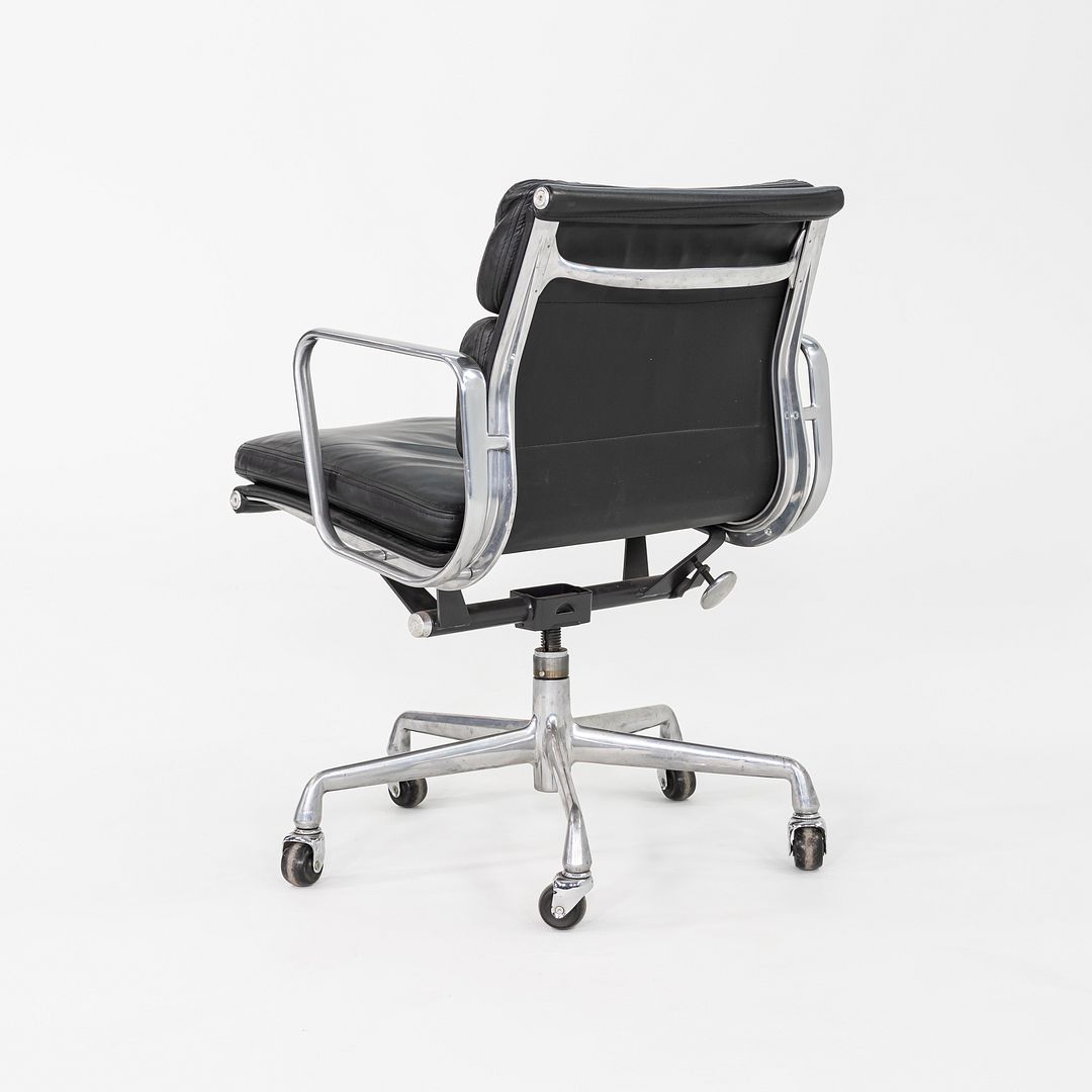 1992 Herman Miller Eames Soft Pad Management Desk Chair Black Leather 4x Avail