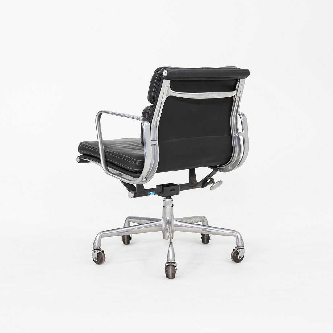 1989 Herman Miller Eames Soft Pad Management Desk Chair in Black 2x Available