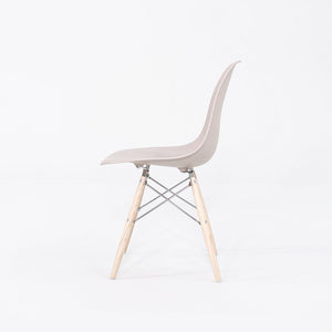 2020 Pair of Herman Miller Eames Plastic DSW Dining Shell Chairs w/ Eiffel Base