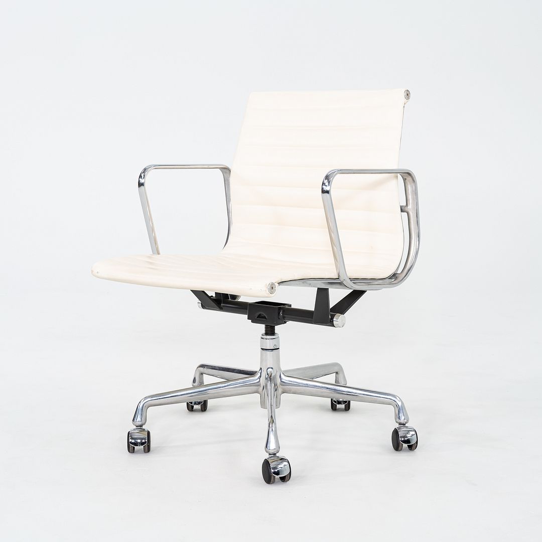 2008 Herman Miller Eames Aluminum Management Desk Chair in Cream Leather 4x Available