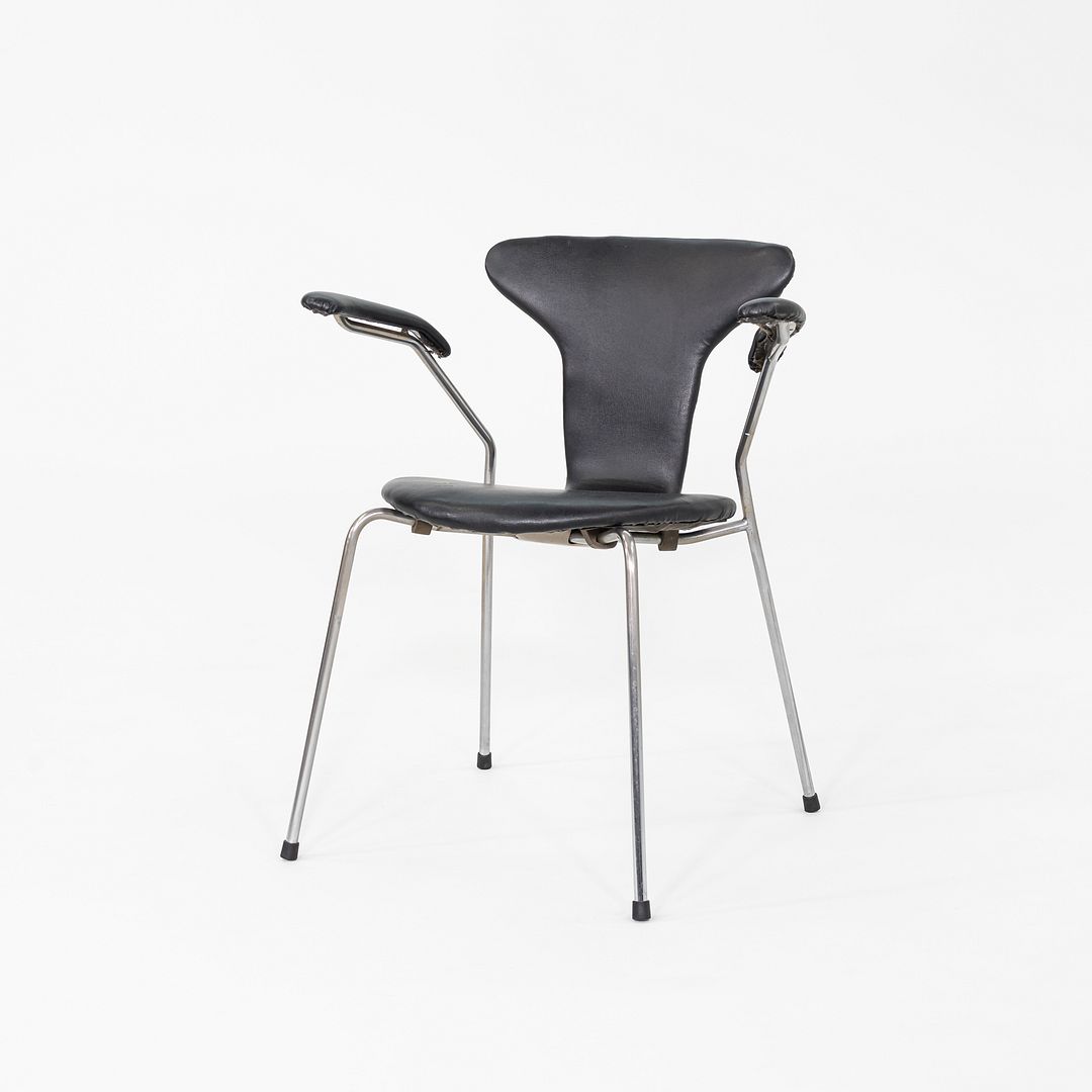 1960s Pair of Arne Jacobsen Fritz Hansen Model 3105 Mosquito Dining Armchairs