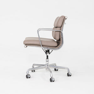 2007 Herman Miller Eames Soft Pad Management Desk Chair Greige Leather 4x Avail