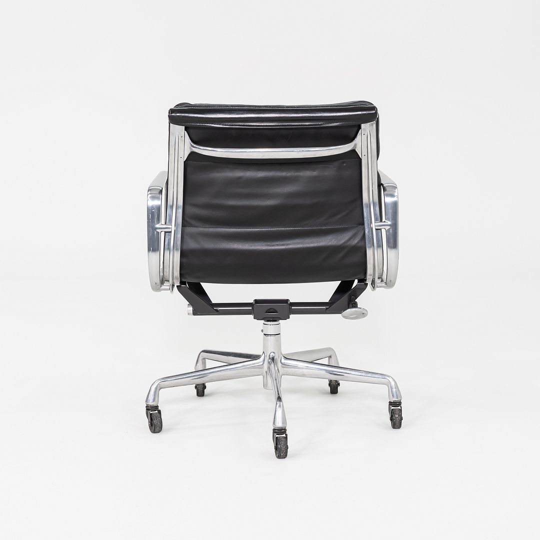 1997 Herman Miller Eames Management Soft Pad Desk Chair in Black Leather 12+ Avail