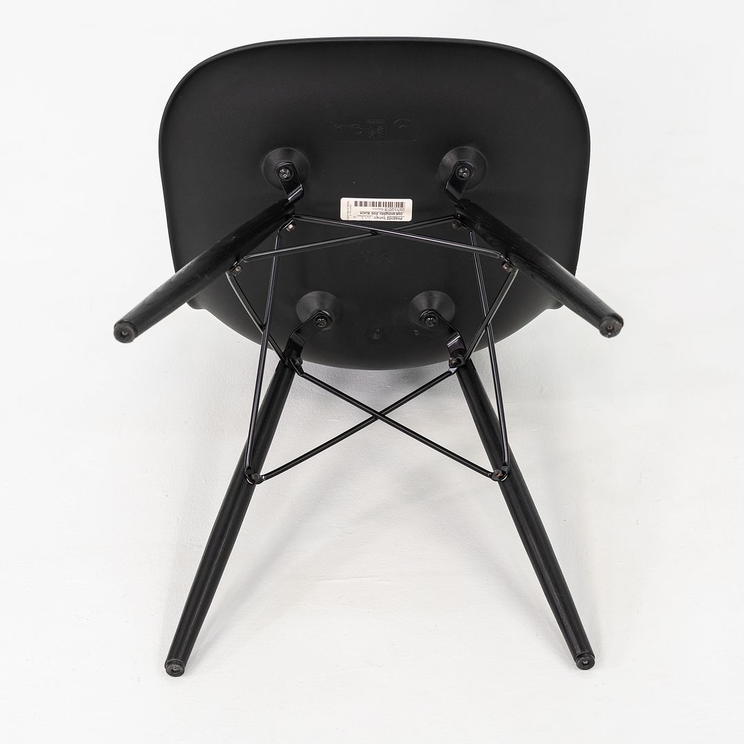 2018 Set of Four Herman Miller Eames DSW Dining Side Chairs in Black Plastic