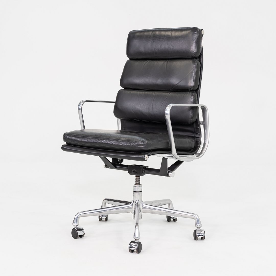 2003 Herman Miller Eames Soft Pad Executive Desk Chair Black Leather 17x Avail