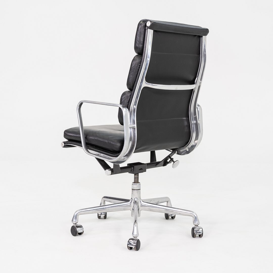 2003 Herman Miller Eames Soft Pad Executive Desk Chair Black Leather 17x Avail