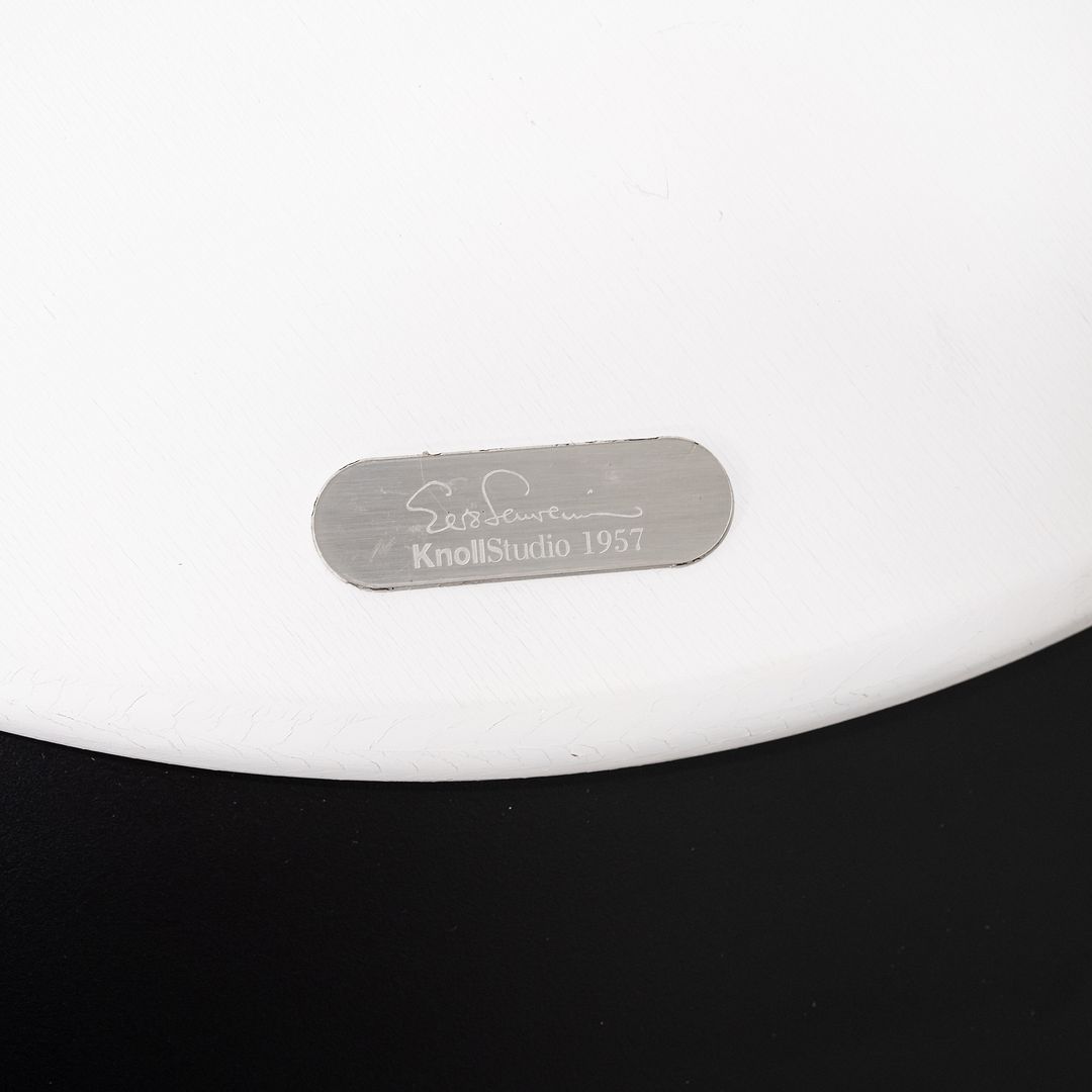 2023 Eero Saarinen Knoll Tulip Dining Table Top 35" Round in Black Laminate