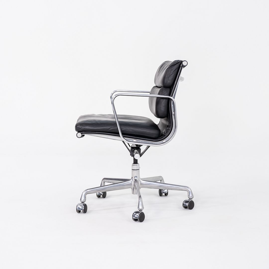 1990s Herman Miller Eames Soft Pad Management Desk Chair in Black Leather 5x Available