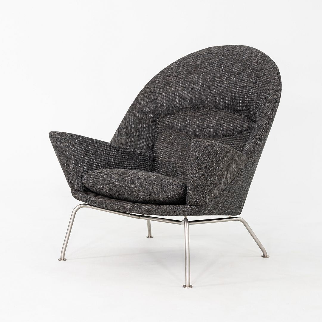 2022 CH468 Oculus Lounge Chair and Ottoman by Hans Wegner for Carl Hansen Grey Fabric 3x Available