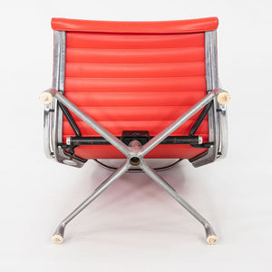 1970s Herman Miller Eames Lounge Chair in Red Naugahyde with Black Fabric Pillow