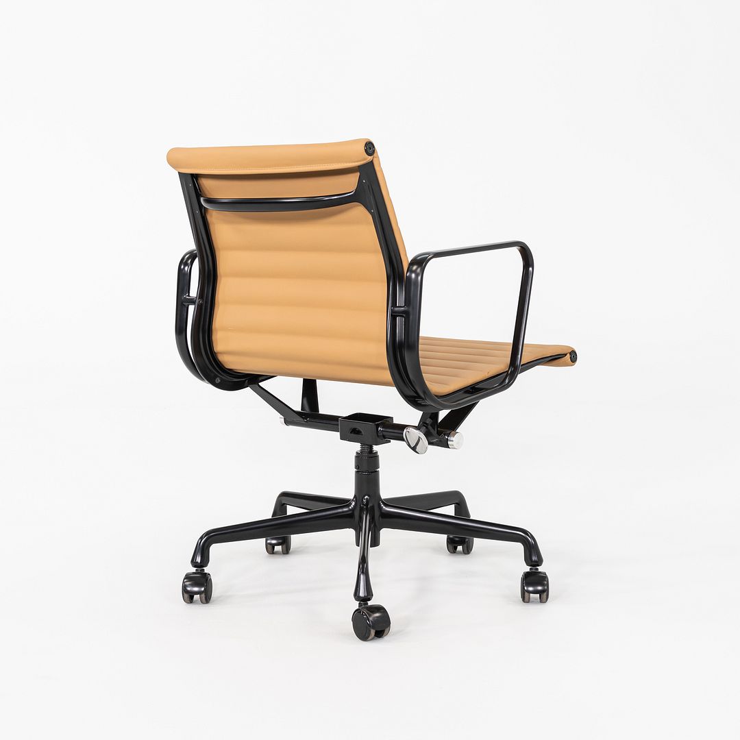 2022 Herman Miller Eames Aluminum Group Management Desk Chair in Tan, 4x Avail