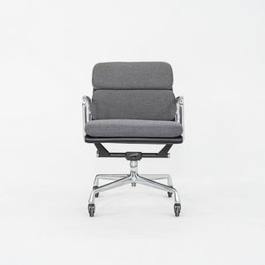1977 Herman Miller Eames Soft Pad Aluminum Group Management Desk Chair in Grey