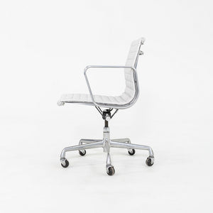 2010s Herman Miller Eames Aluminum Group Management Desk Chair in Grey Naugahyde