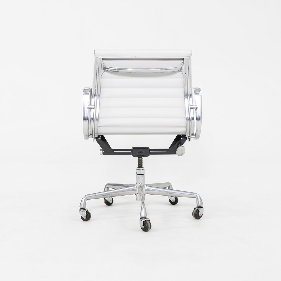 2010s Herman Miller Eames Aluminum Group Management Desk Chair in Grey Naugahyde